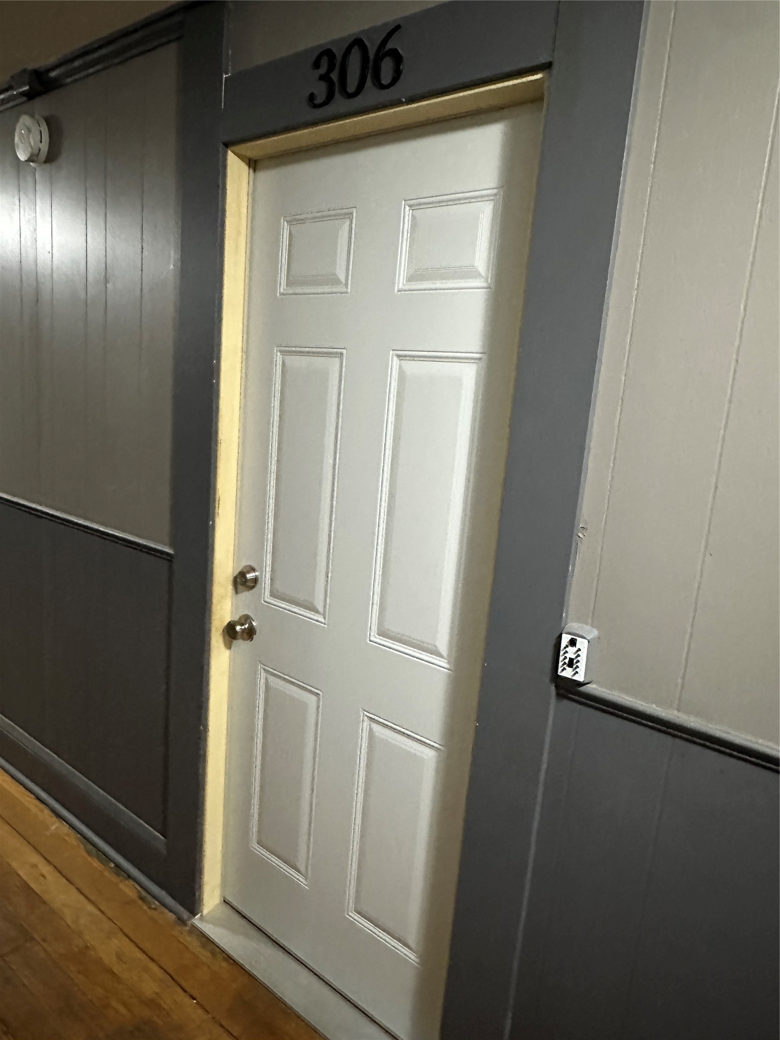 123 1/2 S Main Street 306 Property Photo 2