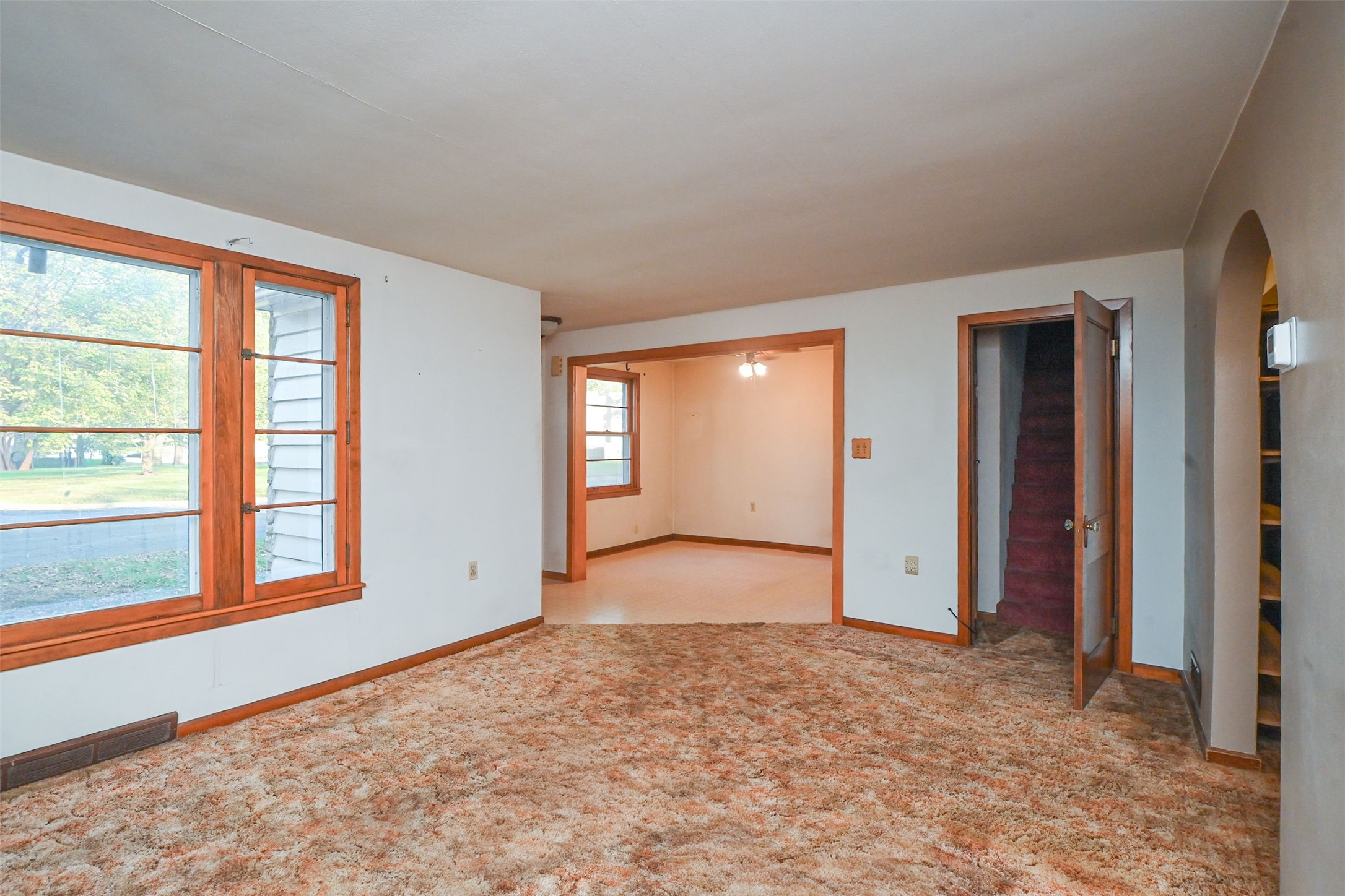 843 Hopwood Avenue Property Photo 11