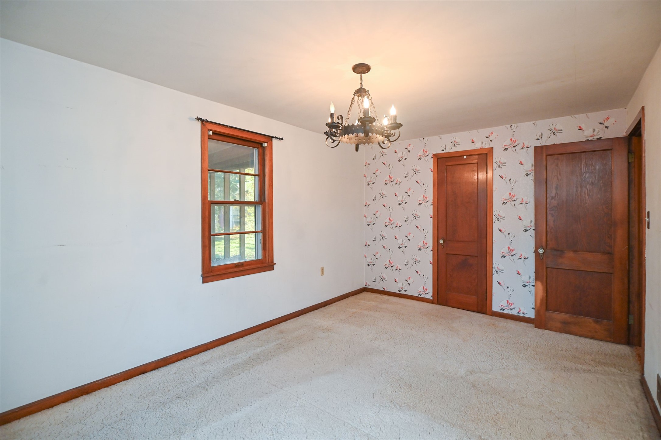843 Hopwood Avenue Property Photo 15