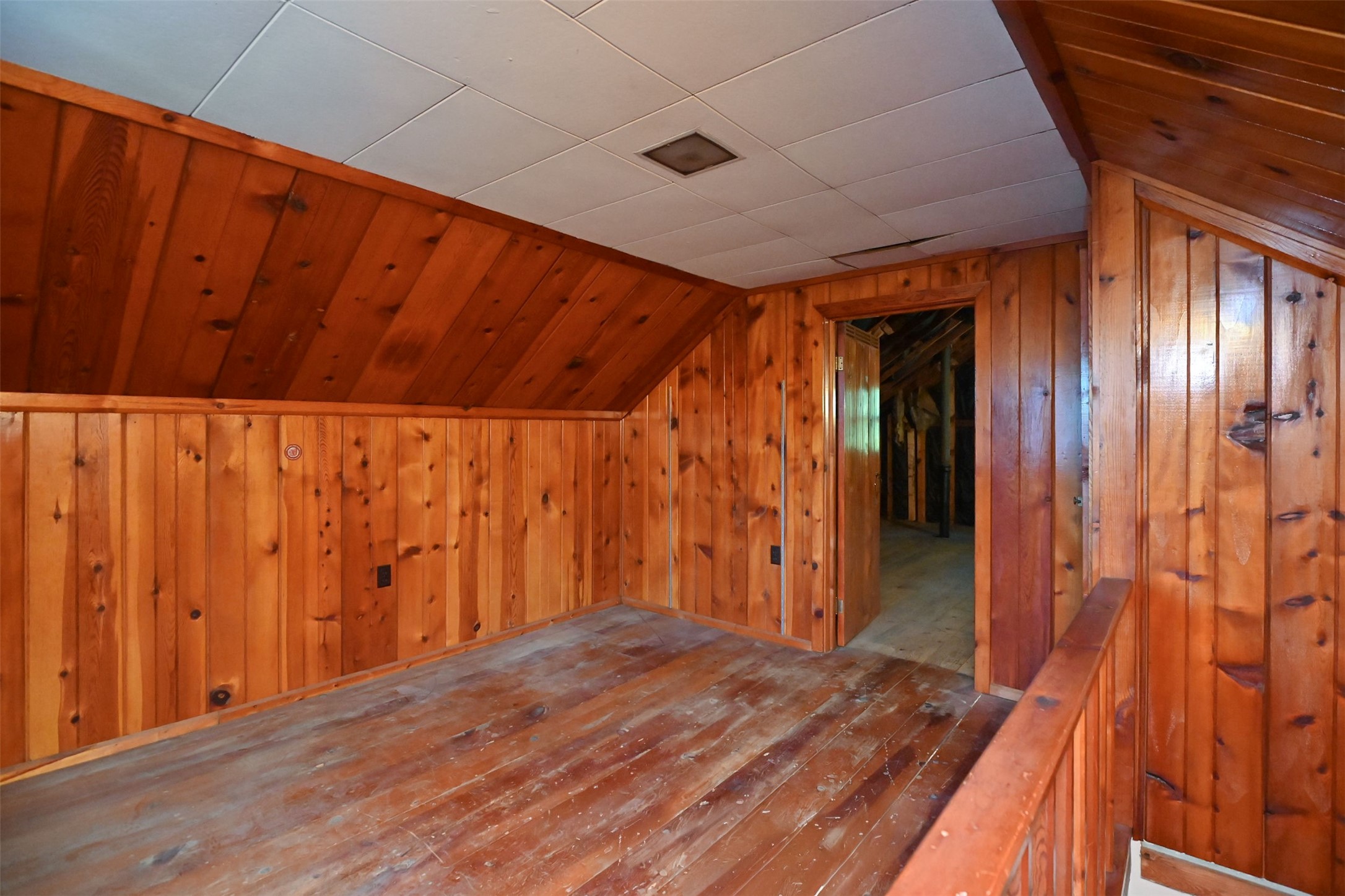 843 Hopwood Avenue Property Photo 21