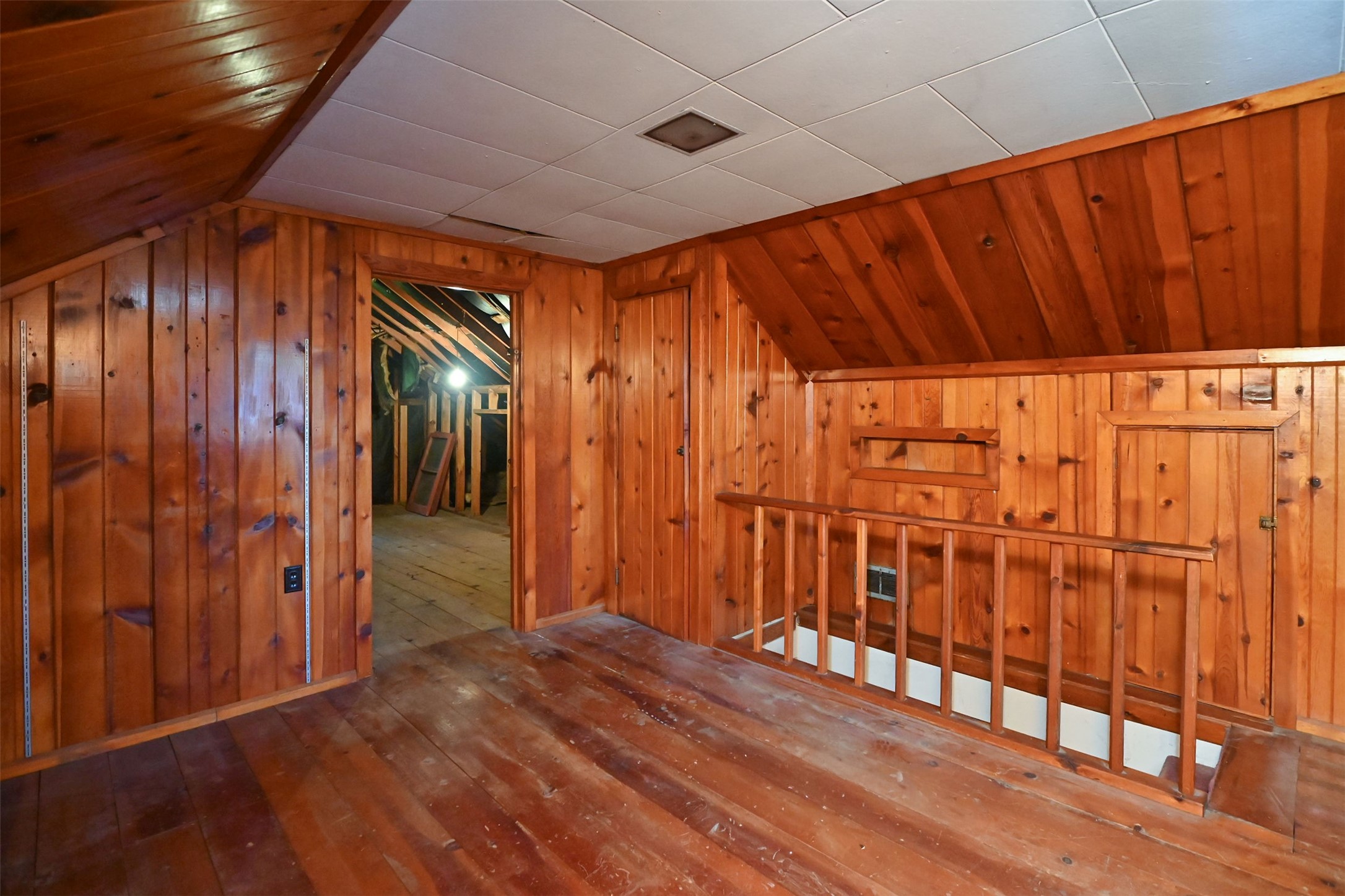843 Hopwood Avenue Property Photo 22