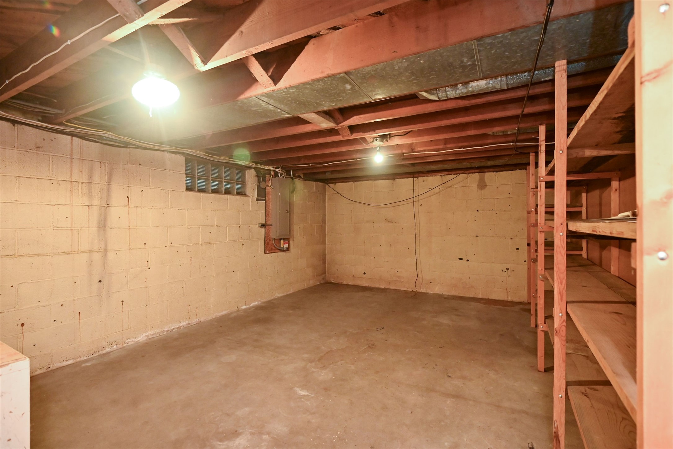 843 Hopwood Avenue Property Photo 23