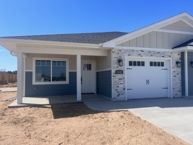 5511 Cottage Lane Property Photo 1