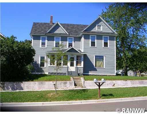 2228 2nd Street Property Photo 1