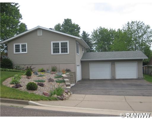 703 E Wisconsin Street Property Photo 1