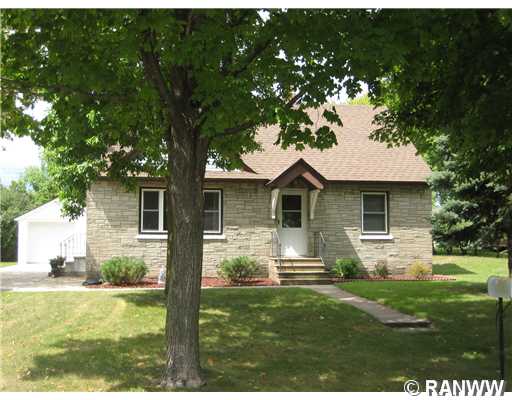 830 Maple Property Photo 1