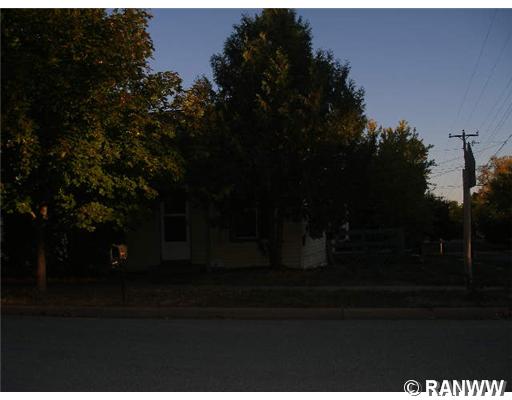 1504 Daniels Avenue Property Photo 1