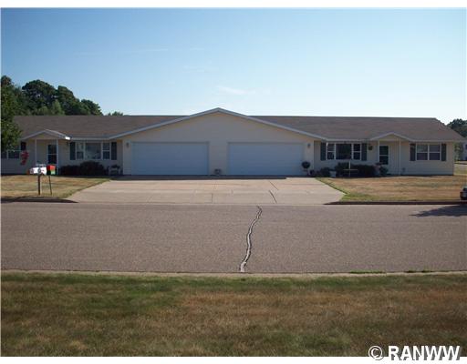 1040-42 Pine Cone Lane Property Photo 1