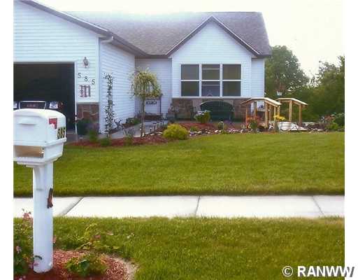 585 Diamond Lane Property Photo 1