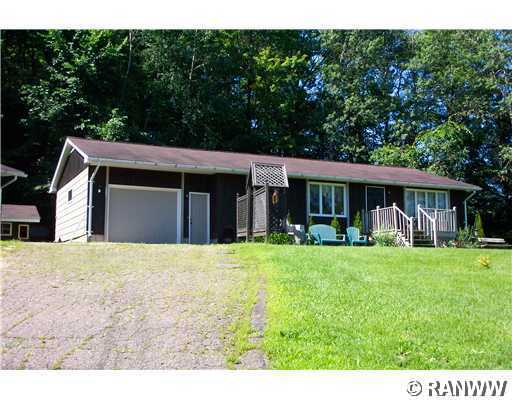 W16977 Pine Creek Road Property Photo 1