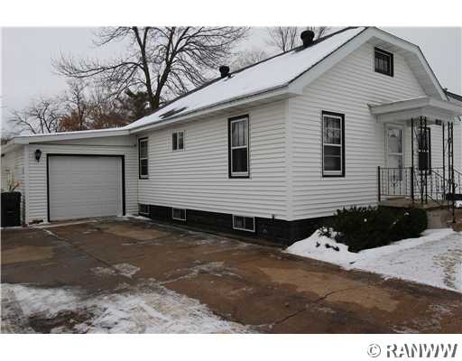 2433 4th Street Property Photo 1