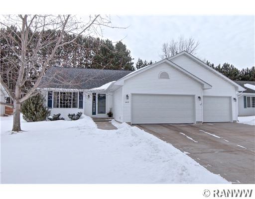 4417 Springfield Drive Property Photo 1
