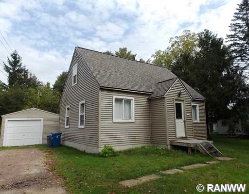 469 W Division Avenue Property Photo 1