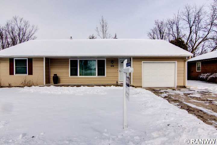 224 W Tyler Avenue Property Photo 1
