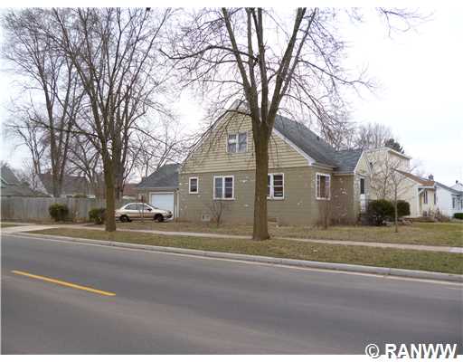 703 Gilbert Street Property Photo 1