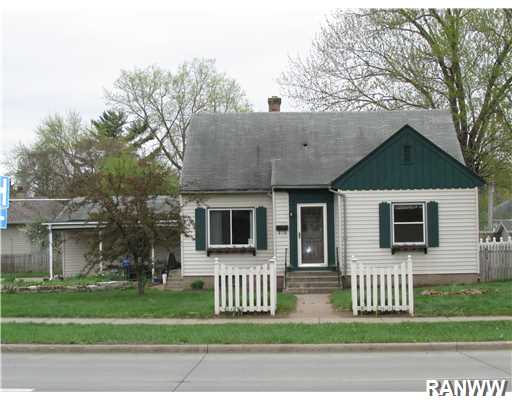 209 E Lexington Boulevard Property Photo 1