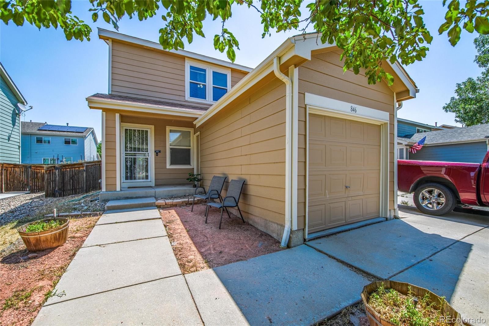 846 Mockingbird Lane Property Photo 1