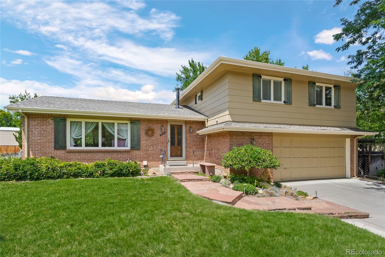 12143 W 68th Property Photo 1
