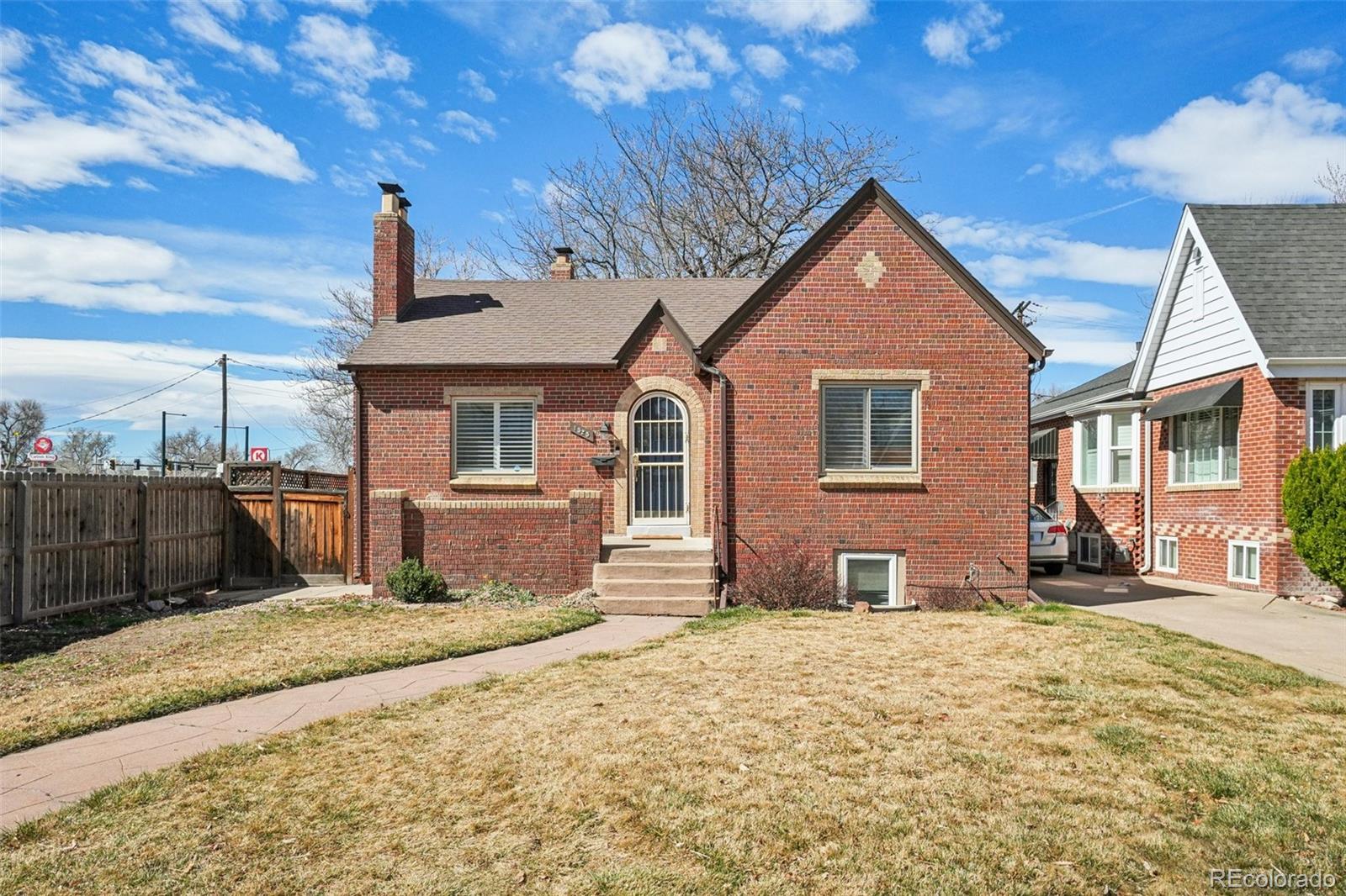 1525 Holly Street Property Photo 1