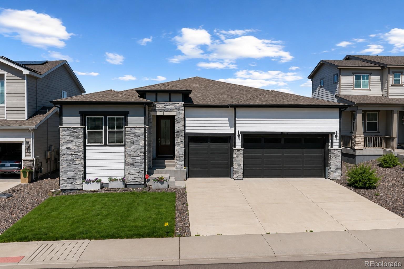 4911 Coulee Trail Property Photo 1