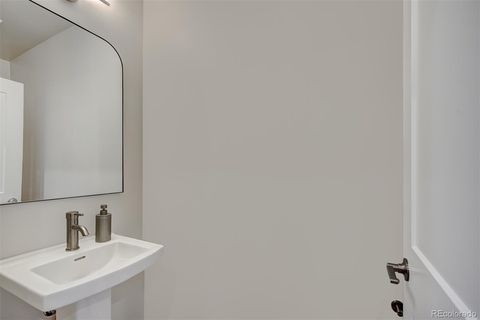 1301 Adams Avenue 119 Property Photo 11