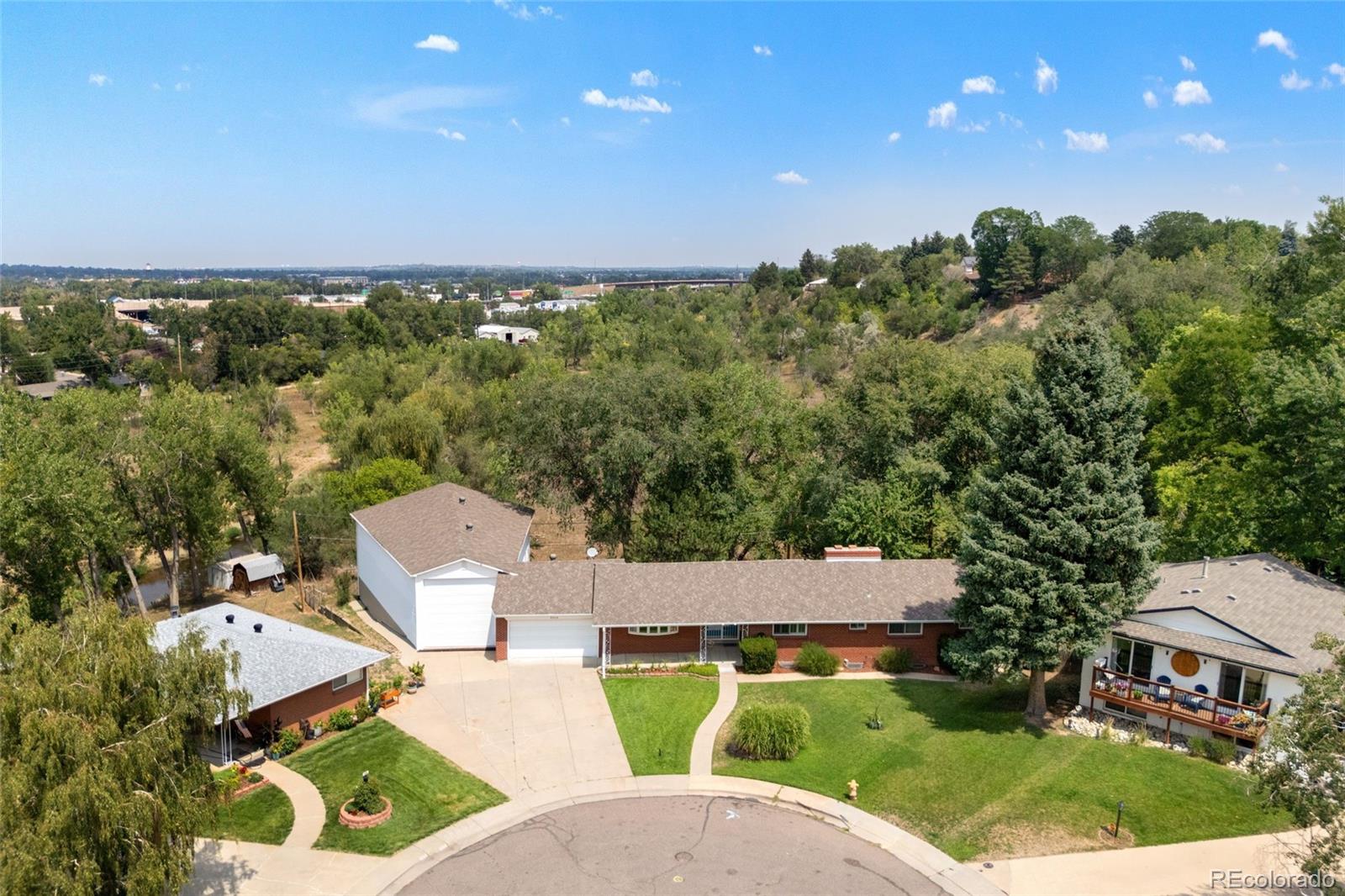 4504 Everett Drive Property Photo 1