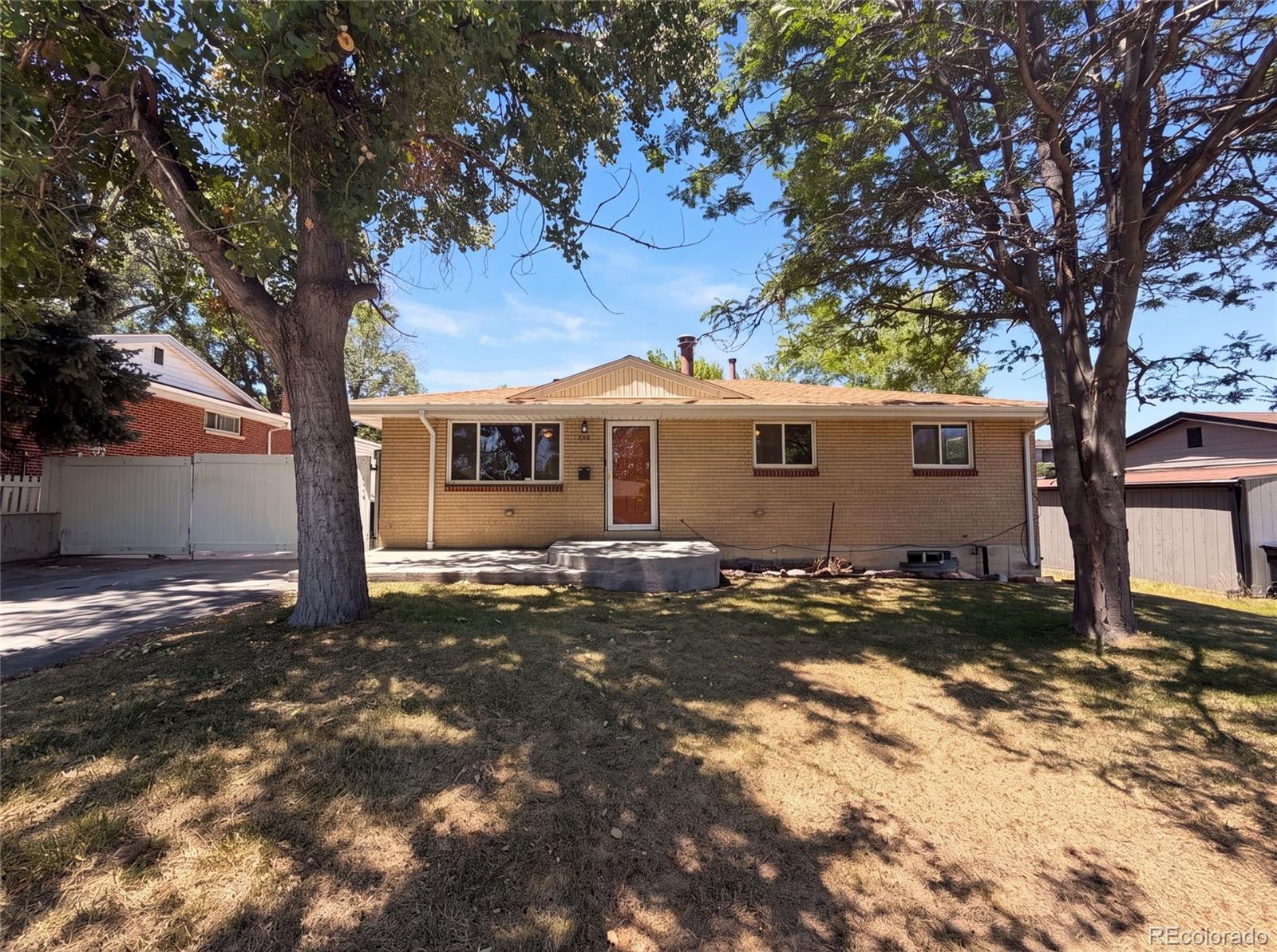 5667 Johnson Street Property Photo 1