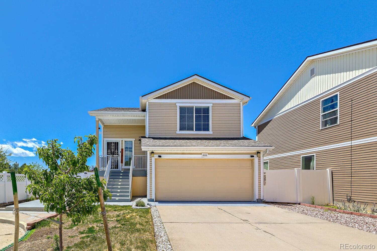 5535 Killarney Court Property Photo 1