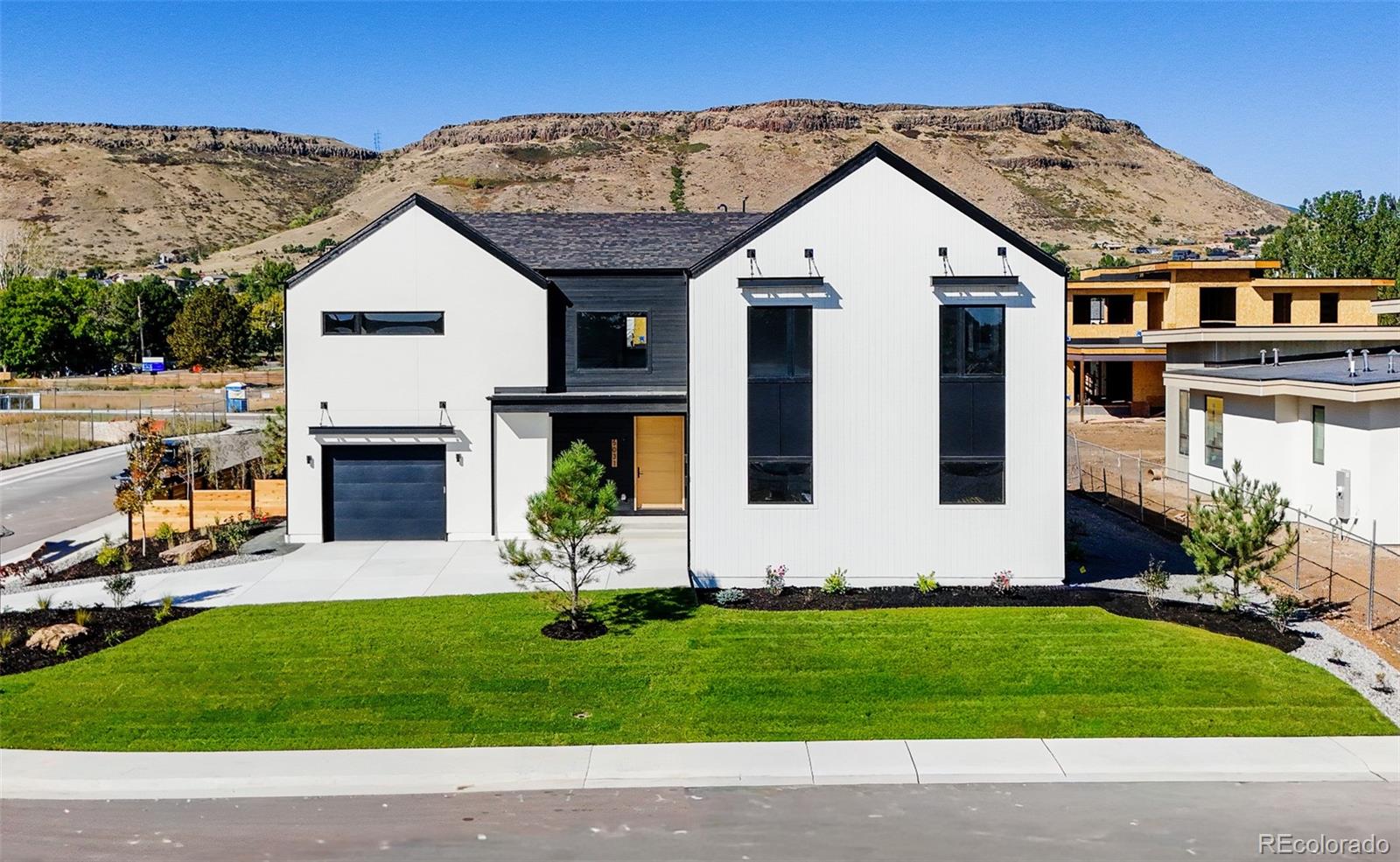 3416120 Property Photo 1