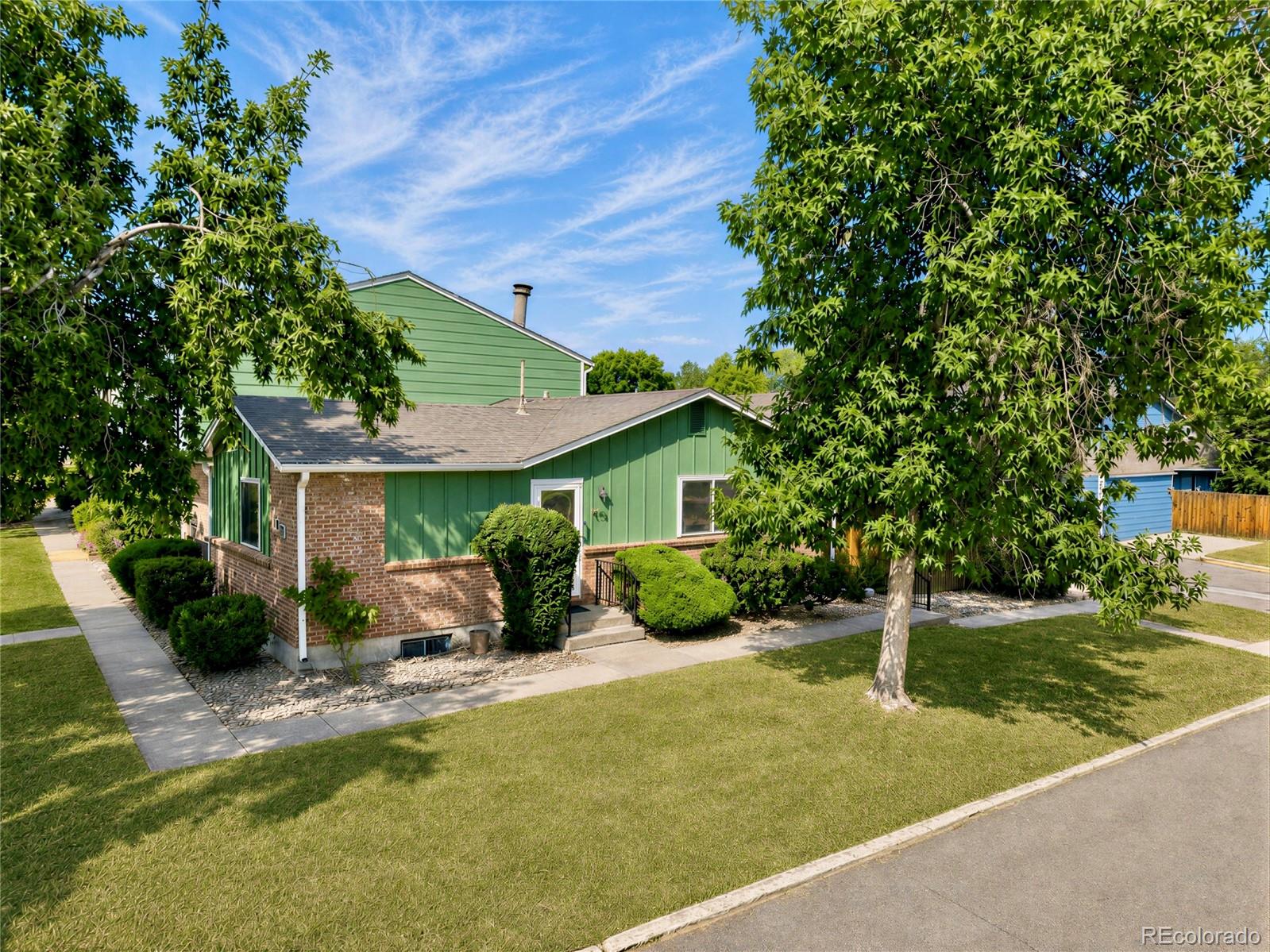 412 S Balsam Street Property Photo 1