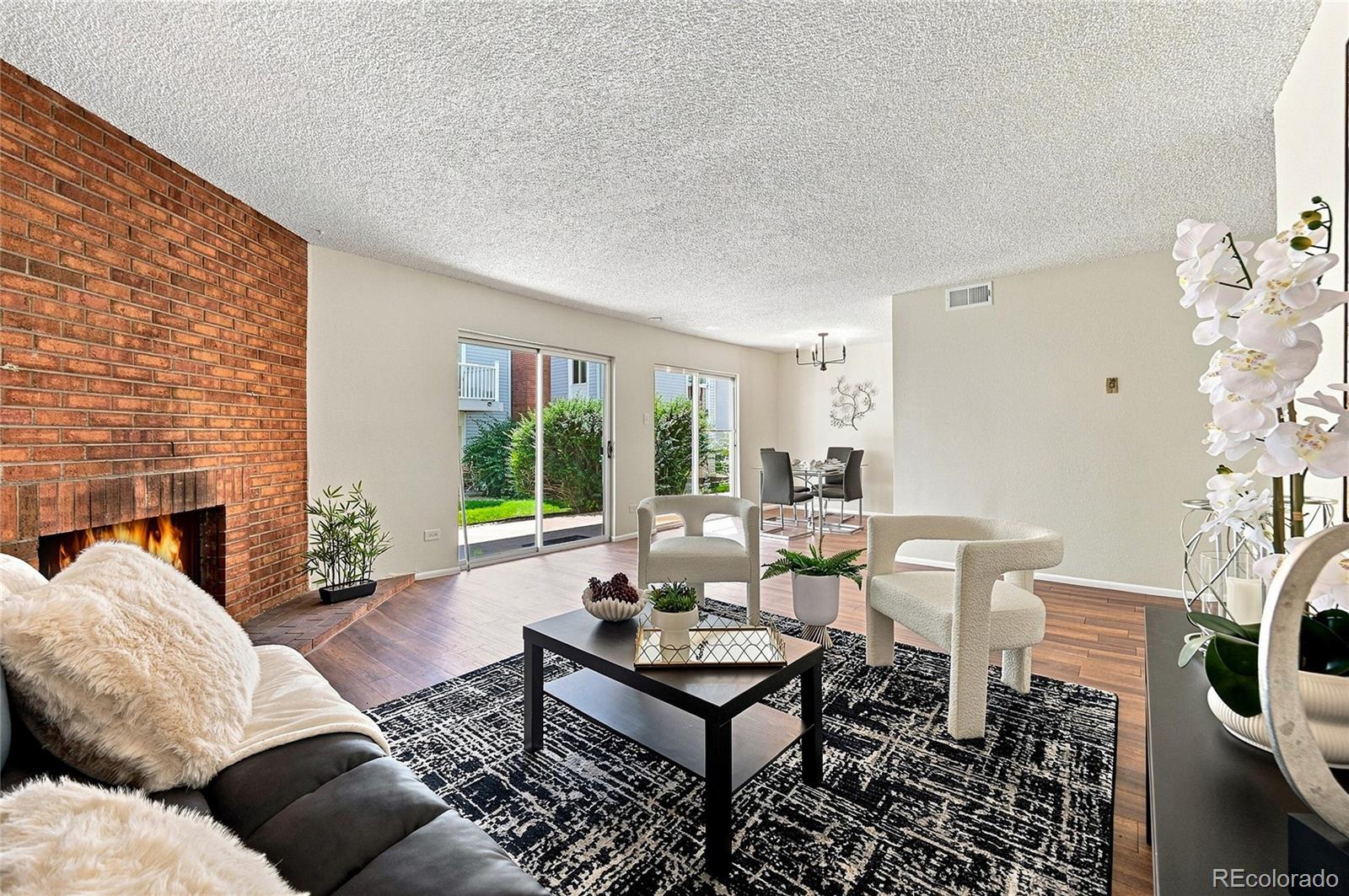 3337 S Monaco Street Property Photo 1