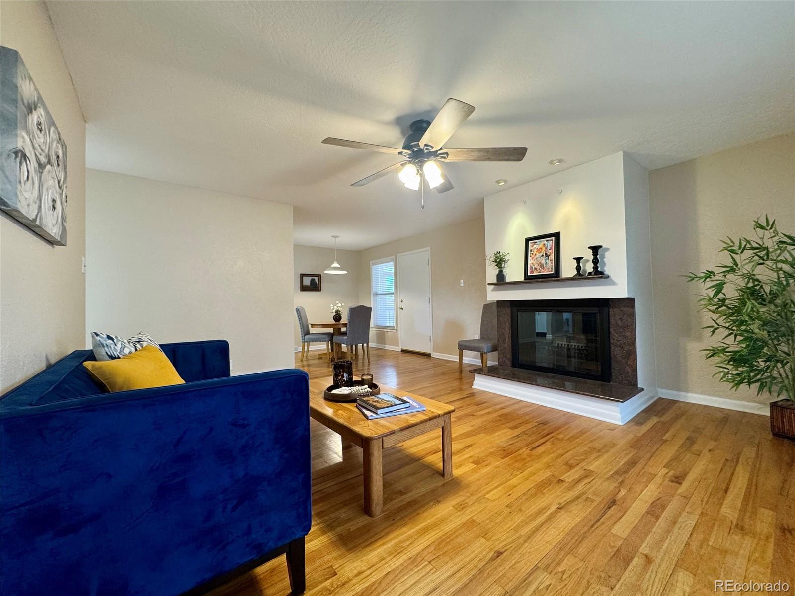 962 S Holly Street Property Photo 1