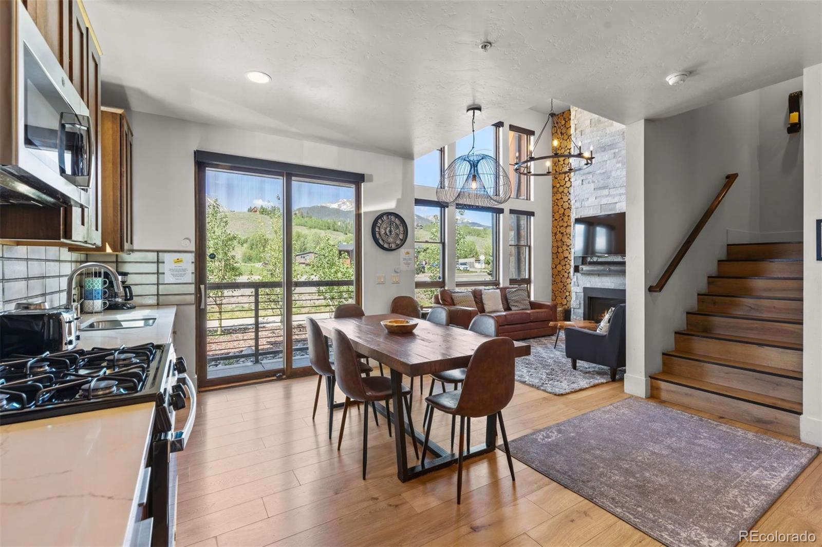 1060 Blue River Parkway 102 Property Photo 1