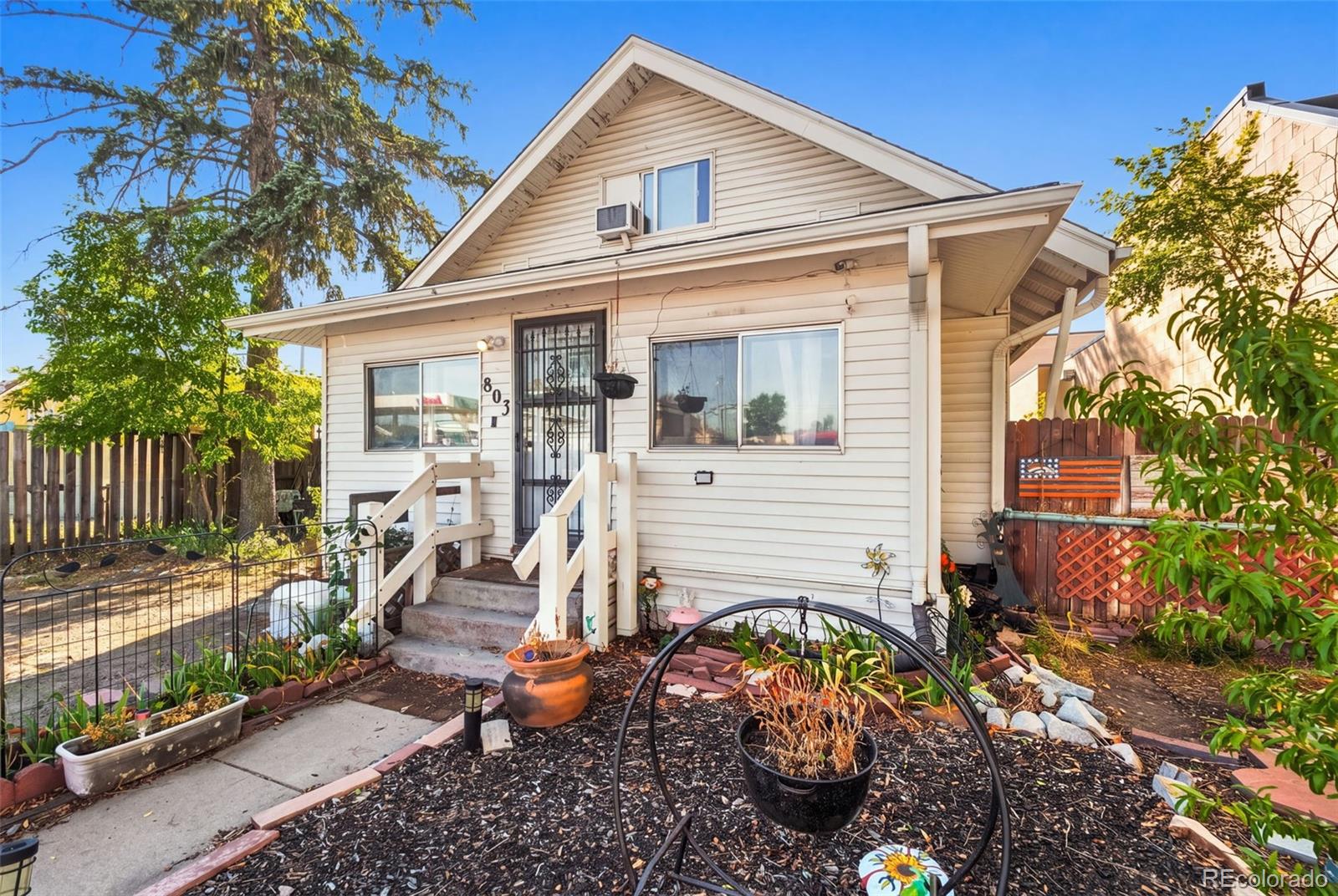 803 Denver Property Photo 1