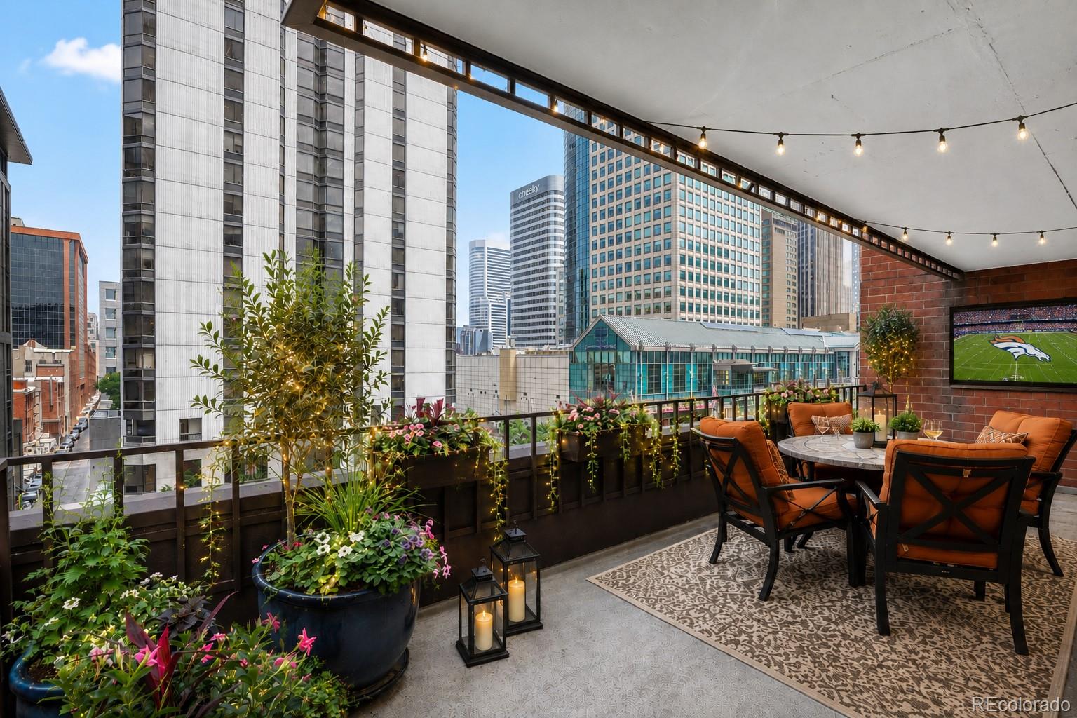 1551 Larimer Street 404