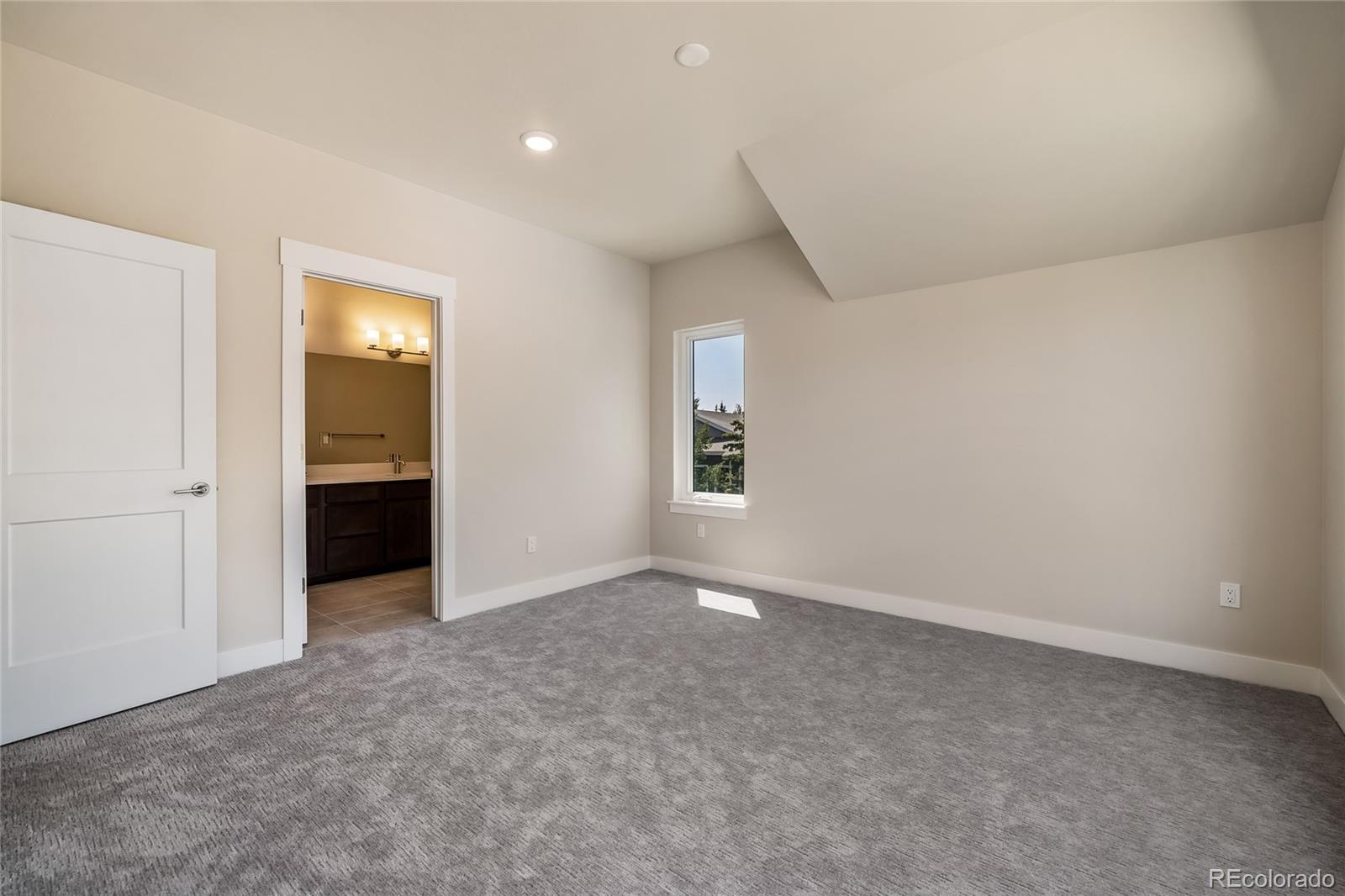 1301 Adams Avenue Property Photo 24