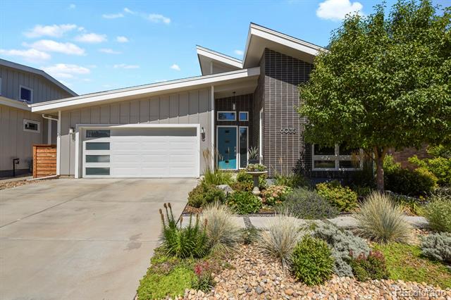 6035 W Keene Property Photo 1