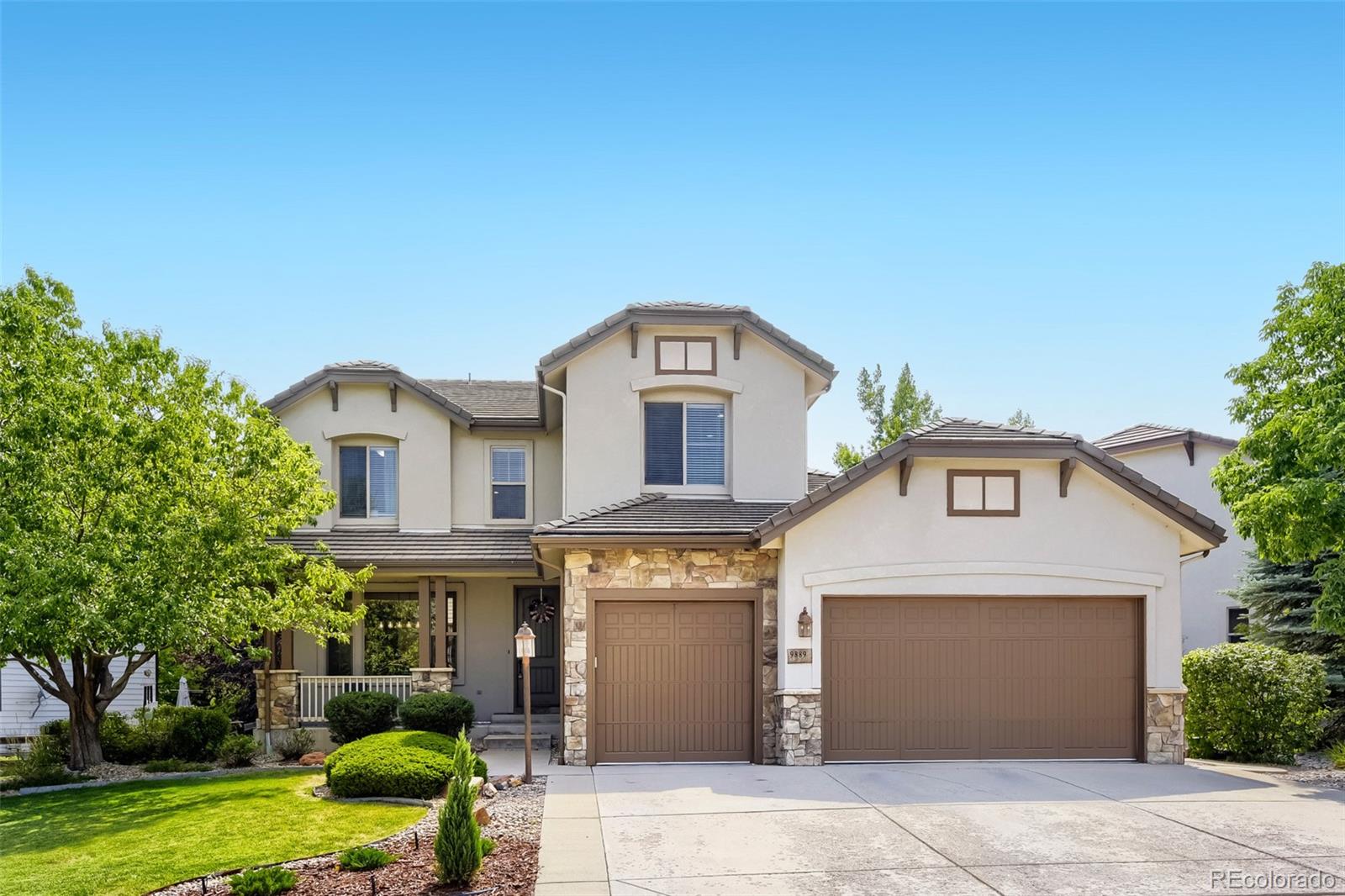 9889 Sunset Hill Circle Property Photo 1