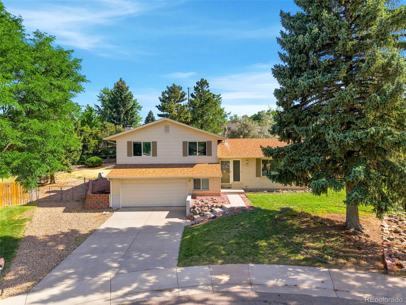 7017 S Quince Circle Property Photo 1