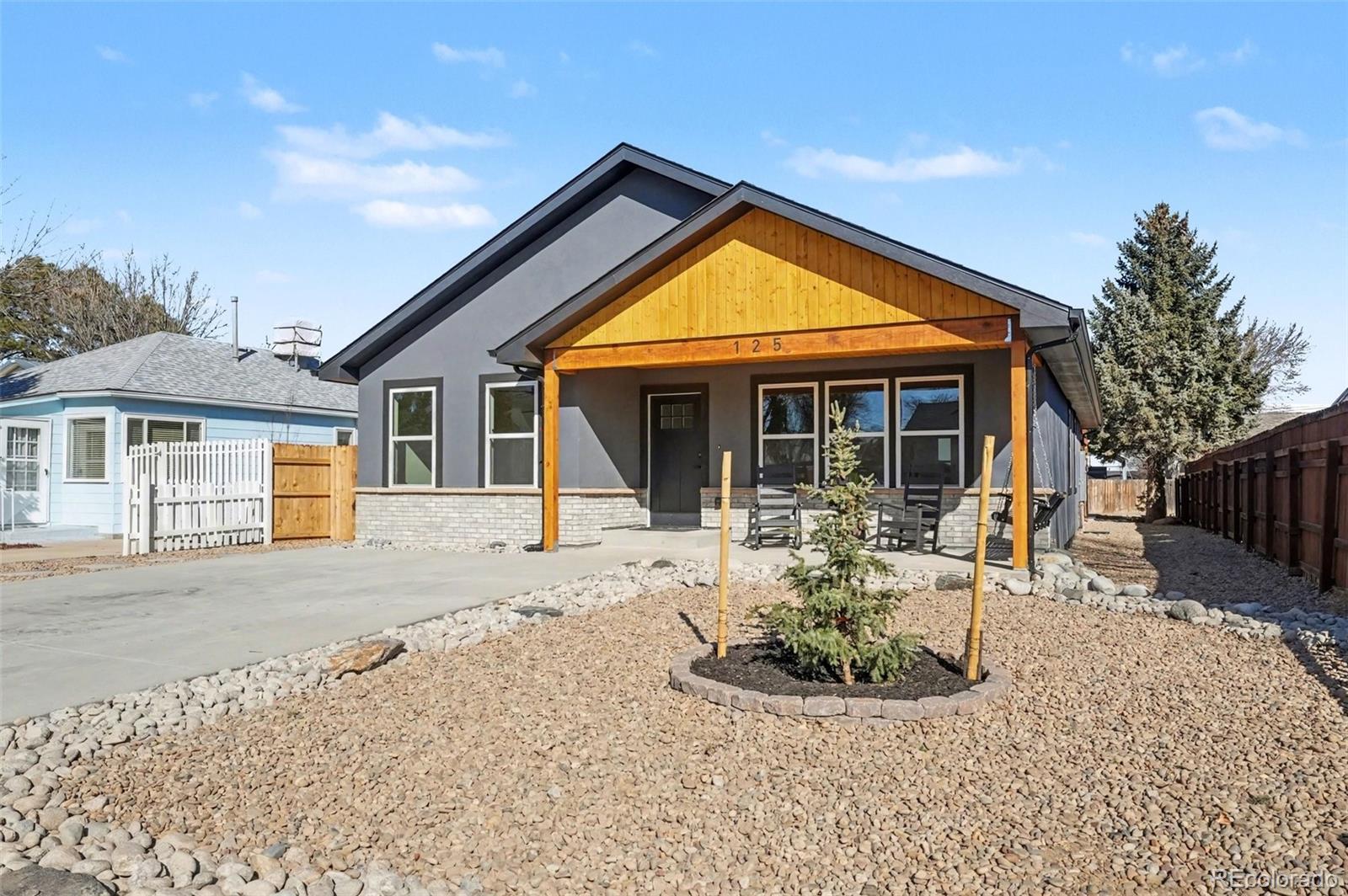 125 6th Street Property Photo 1