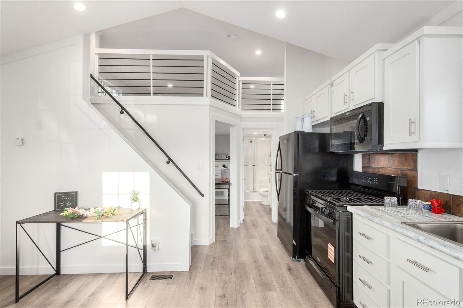 720 4th Street Property Photo 1
