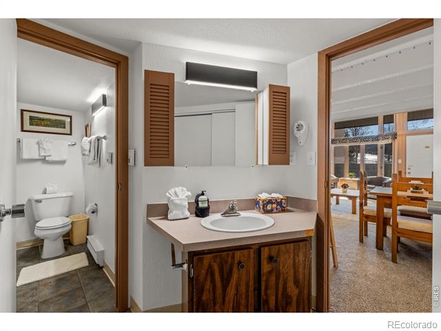 212 Property Photo 16
