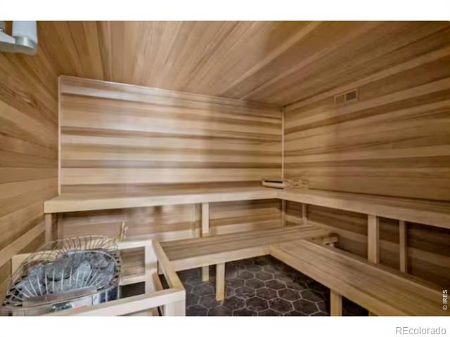 212 Property Photo 20