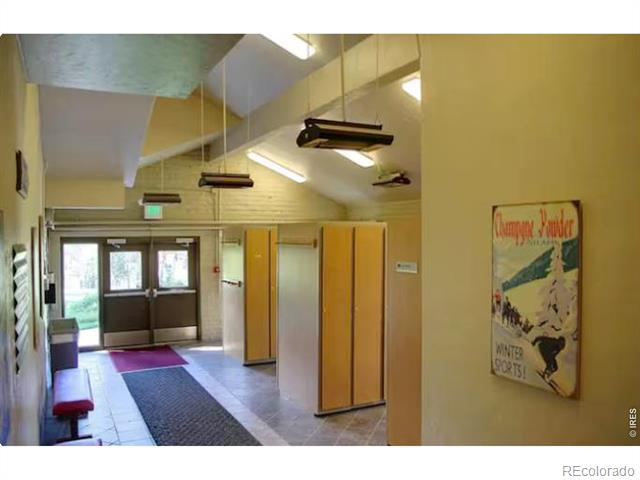212 Property Photo 23