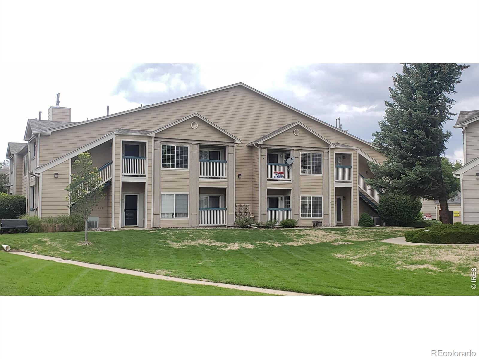 1010 Opal Street 204 Property Photo 1