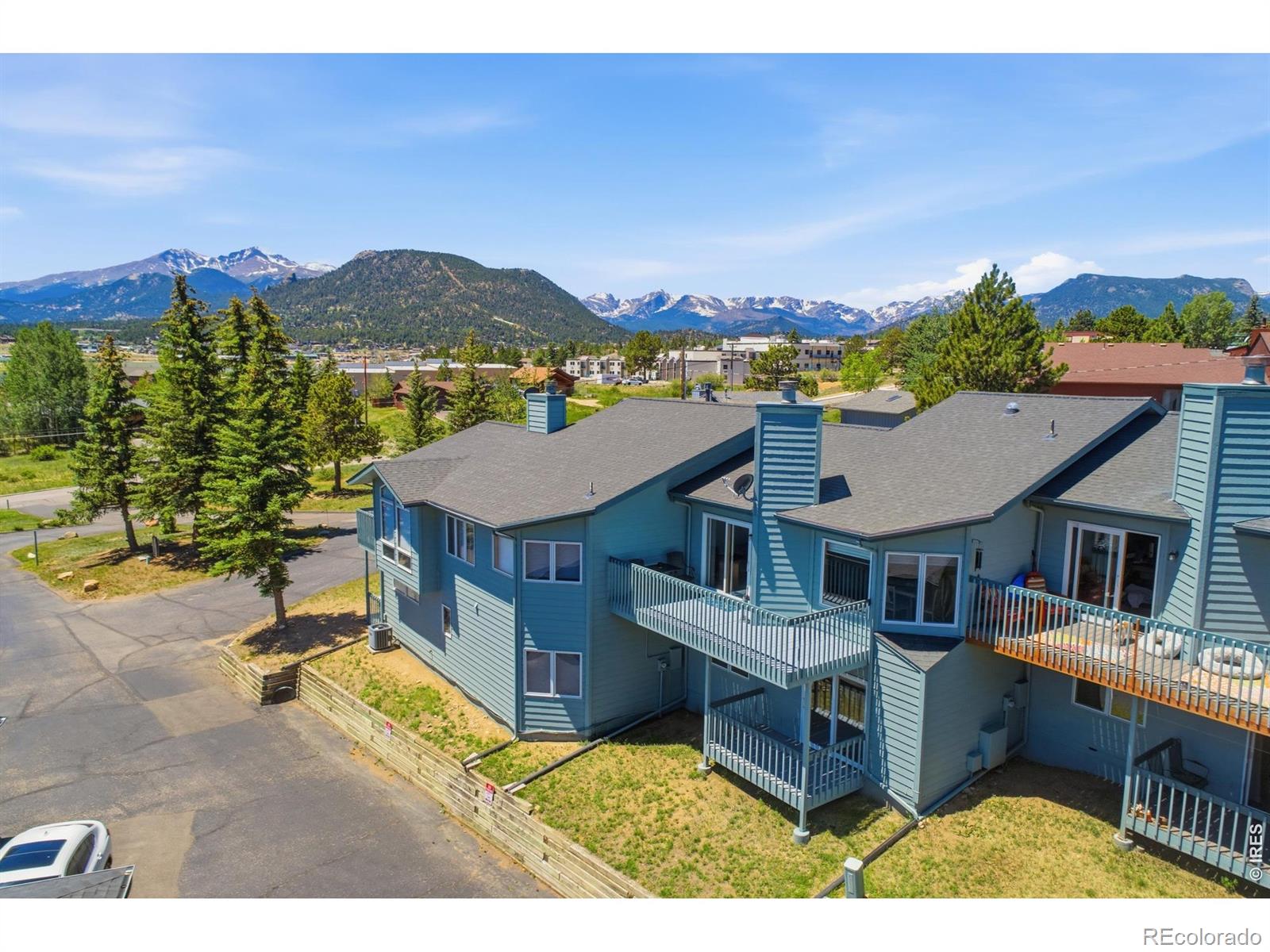 1861 Raven Avenue B2 Property Photo 1