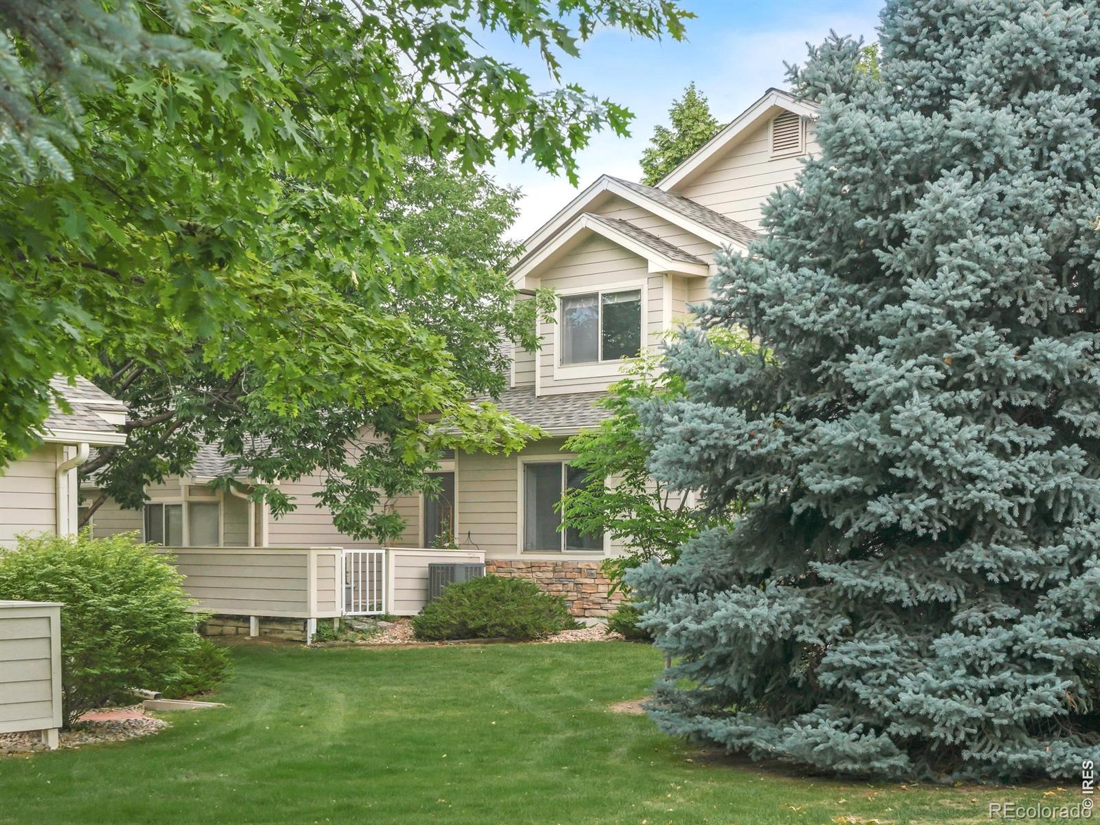 926 Hover Ridge Circle Property Photo 1