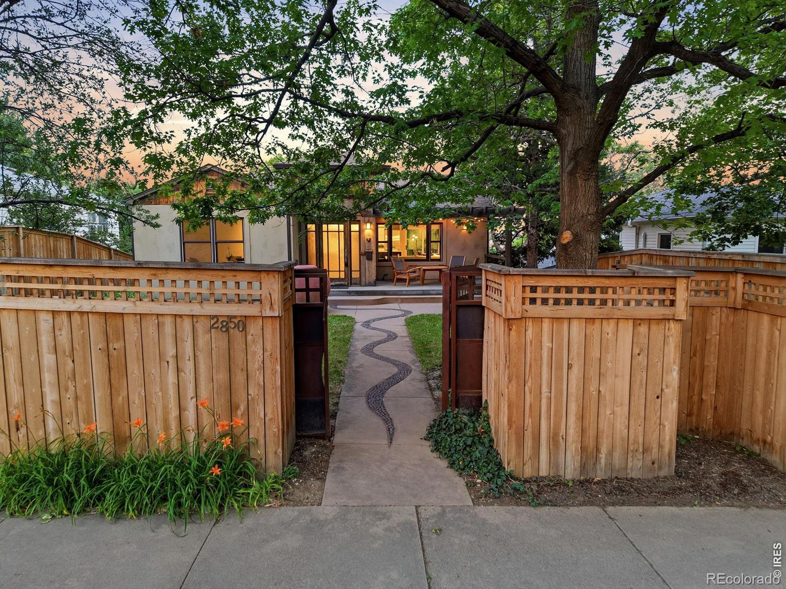2850 6th Street Property Photo 1