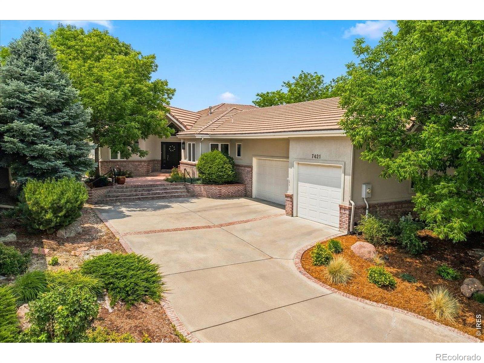 7421 Vardon Way Property Photo 1