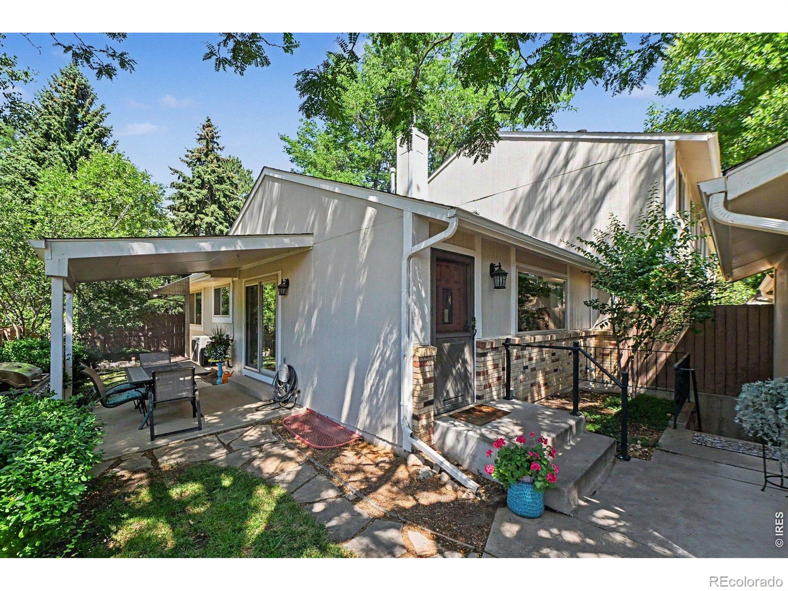 3133 Swallow Bend Property Photo 1
